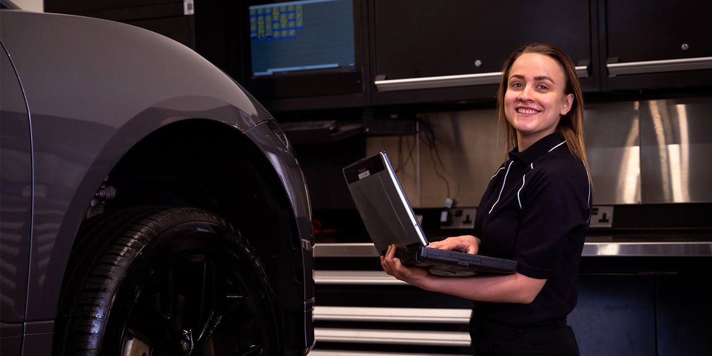 Spring Link Jlr JLR: Drive your future | Springpod